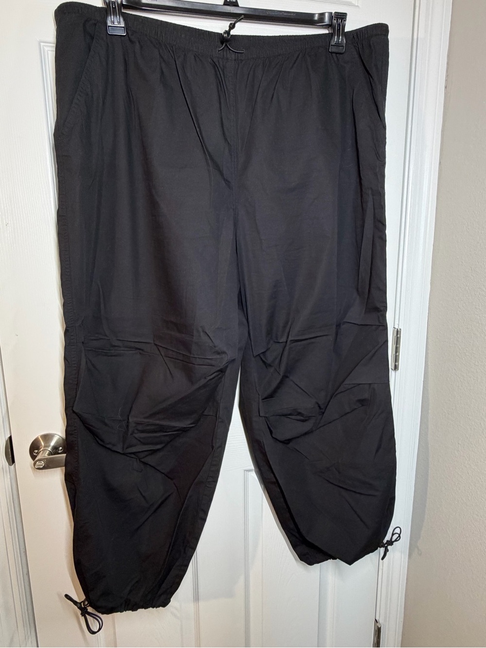 H&M Black Women's Drawstring Jogger Sweatpants